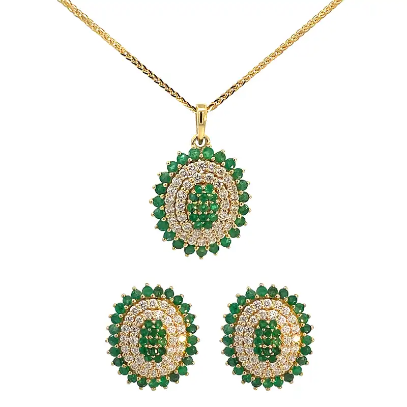 Oval Pendant Set in Emerald and Diamonds in 18K Gold